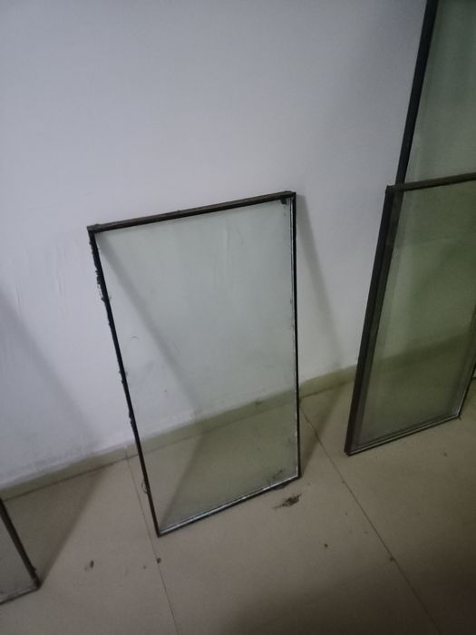 Окны                  .