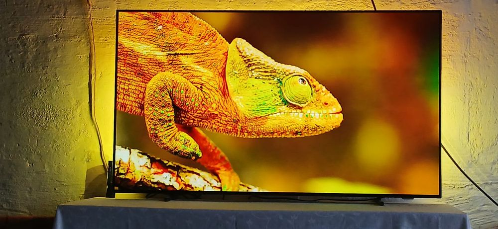 Tv Philips Ambilight  diagonala 139 cm in garantie