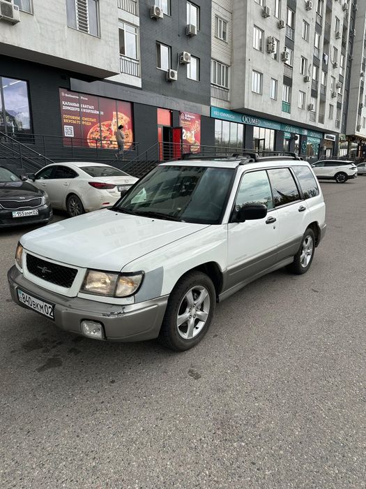 Субару Форестер 99г