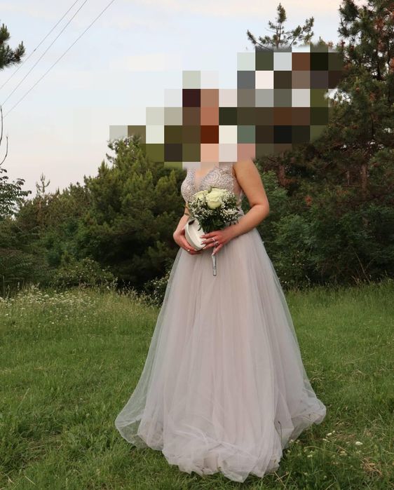 Тюлена бална рокля