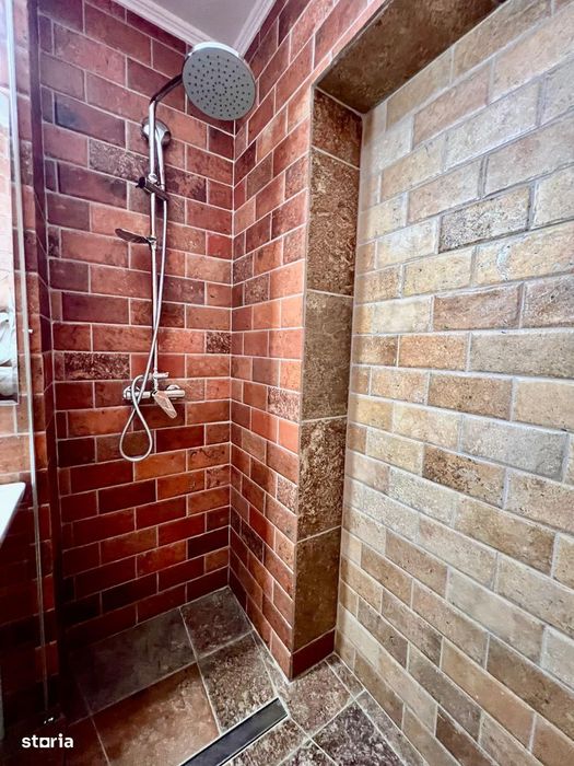 De închiriat | Apartament 3 camere | 82 mp | Central | 650 €/lună