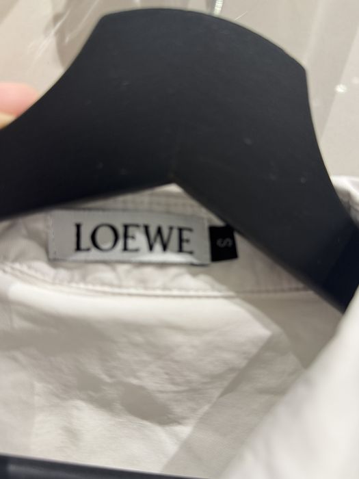 Риза  LOEWE нова