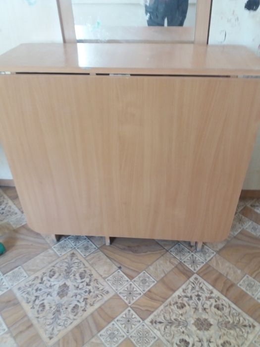 Стол для кухни есть раскладывается