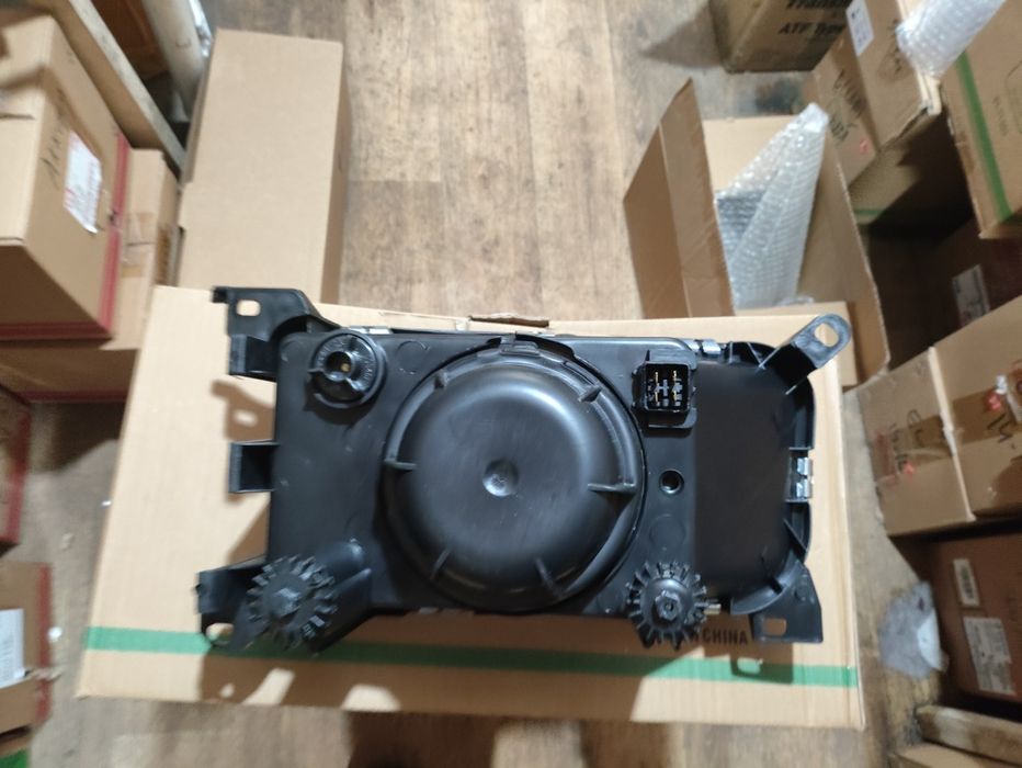 Пассат фара Б3 передняя