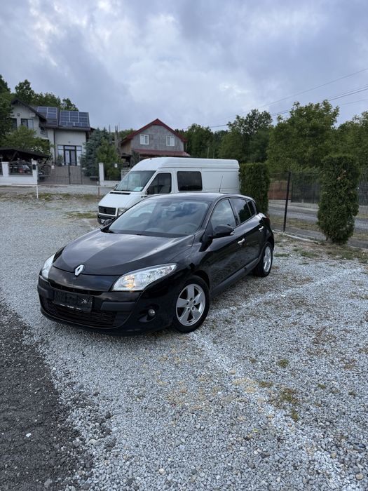 RENAULT Megane 2011