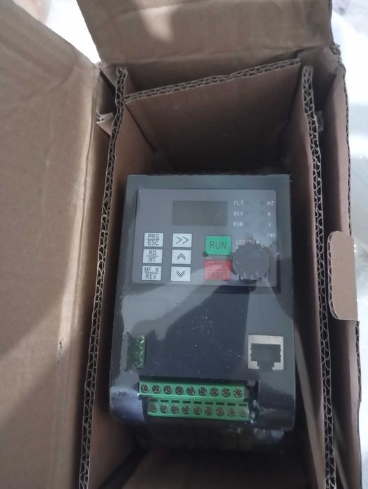 Преобразователь частоты 2,2 кВт 220В.