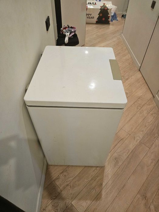 Морозильник Midea