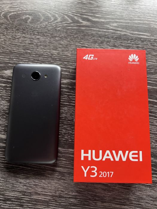Сотовый телефон HUAWEI Y3 2017