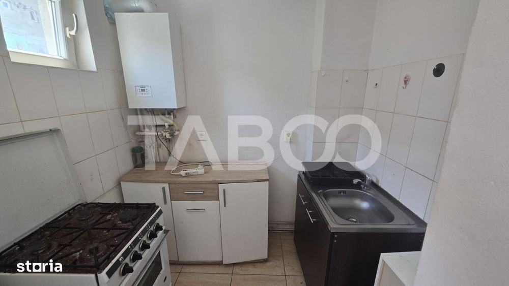 Apartament de vanzare 2 camere etaj intermediar zona Tiglari Sibiu