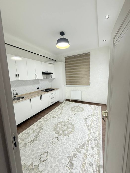 Maftuna bar tomonda 1 xonalik uy sotiladi