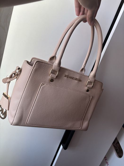 Продам сумку женскую