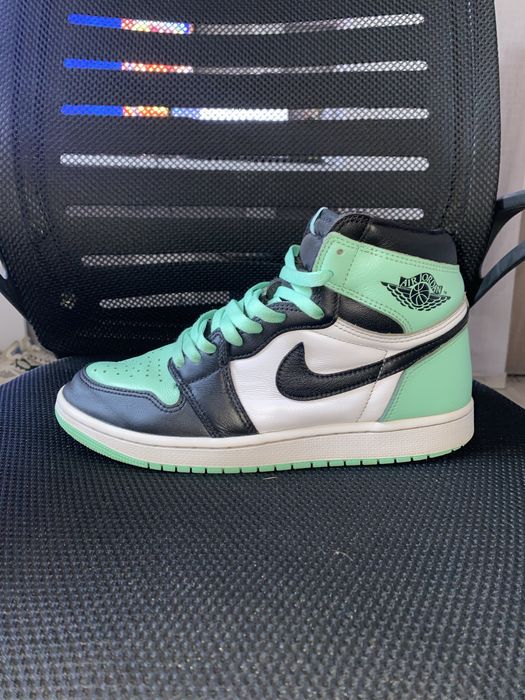 Jordan 1 High Green Glow