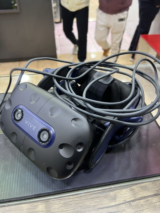 HTC VIVE Pro Virtual Reality Headset(vertual shlem)