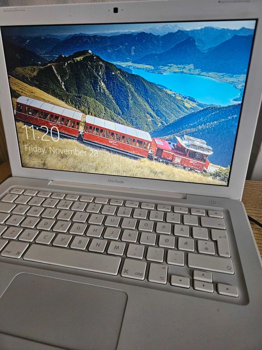 Маcbook 4.1 A1181 с Mac OS и Windows 10