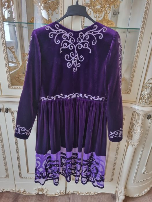 Бешпент сатылады. Қазақ киім