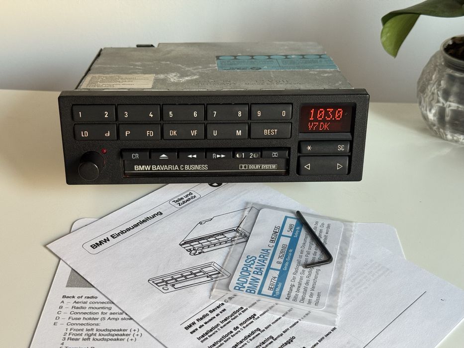 Radio casetofon BMW Bavaria C Business cu bluetooth | E30 E34 E31 E36 E32