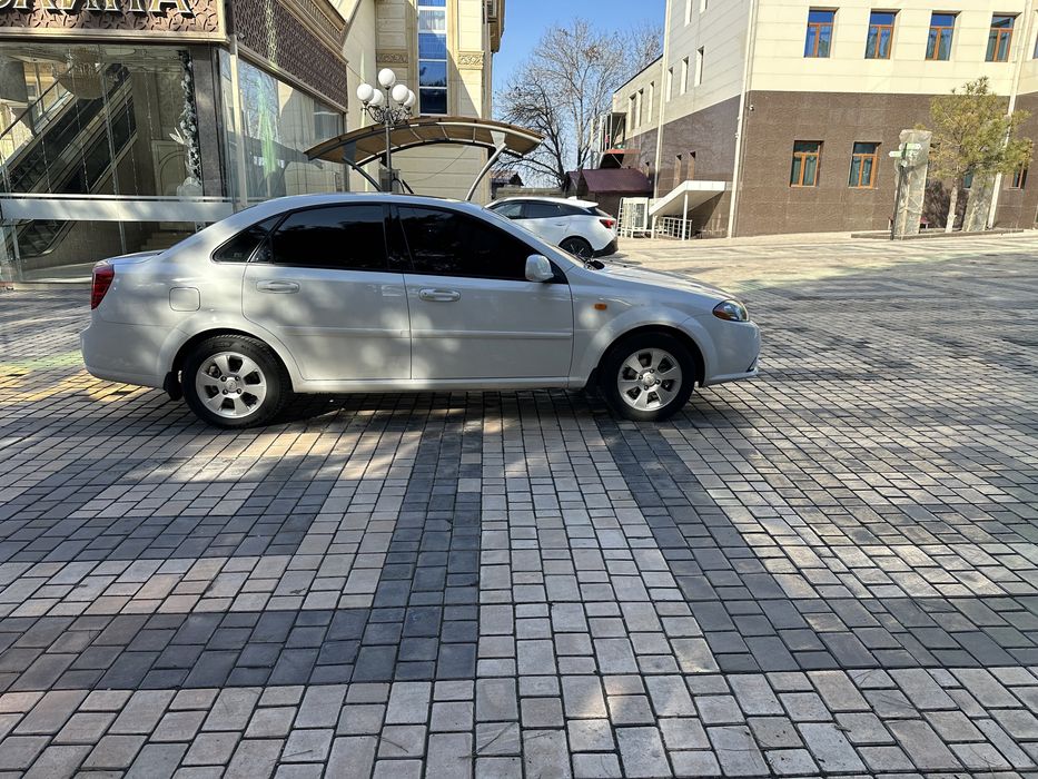 Jentra sotiladi kraska toza