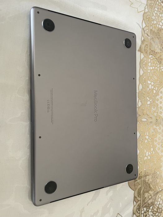 Macbook M1 Pro, 14-дюймовый