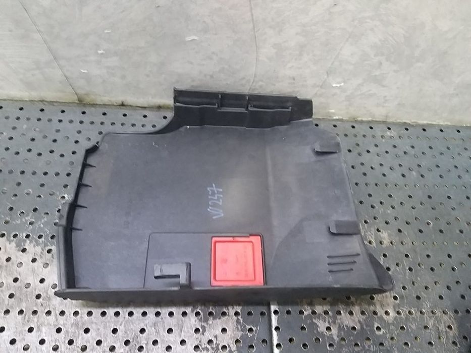 Capac baterie mercedes b class w247 a2475400025 a2475411500