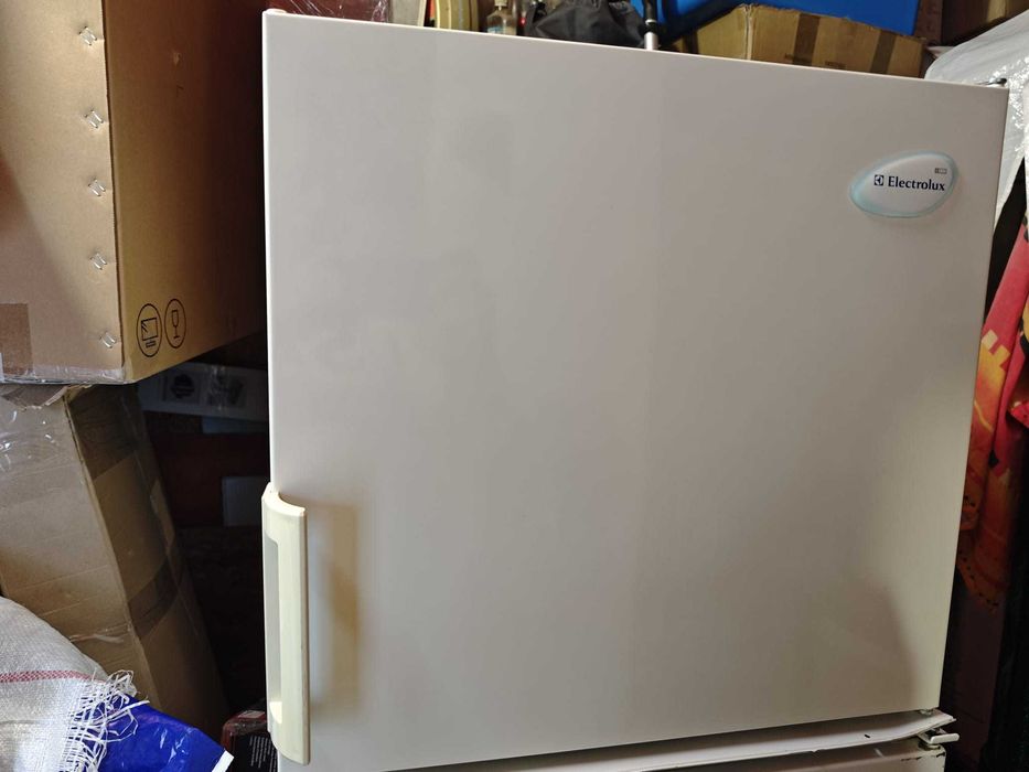 Congelator mic portbil  Electrolux