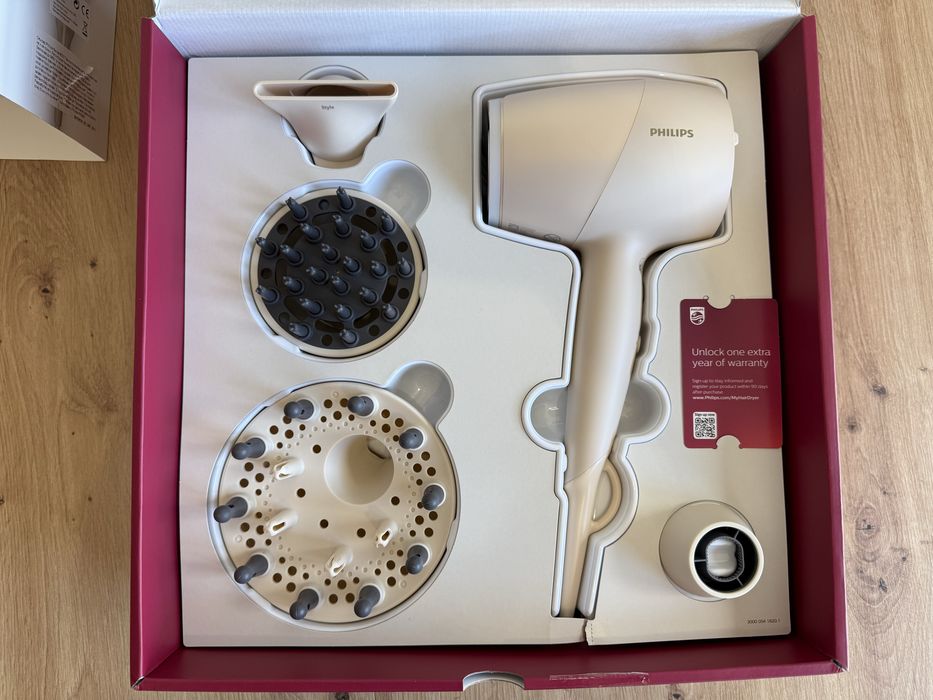 Сешоар Philips 9000 SenselQ