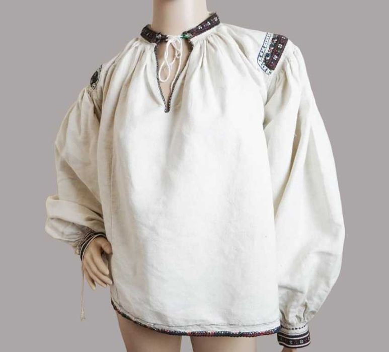 Ie foarte veche din Transilvania, spacel, camasa traditionala L