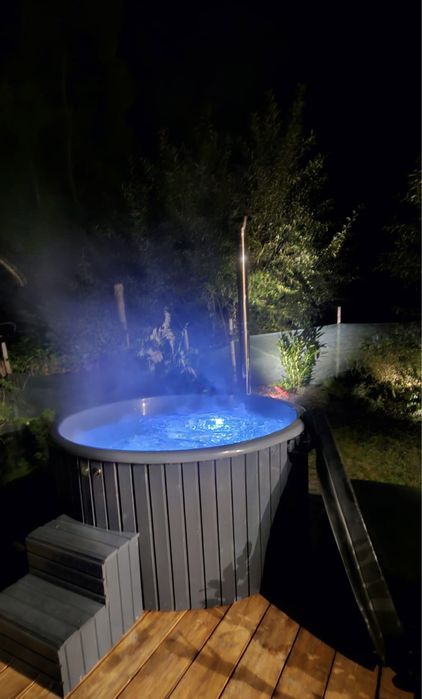 Cabana A-frame D&J libera de Craciun