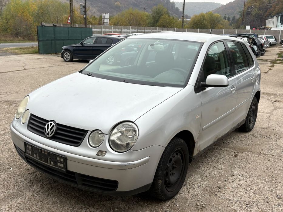 Dezmembrez Volkswagen Polo , an 2005 , 1.4 benzina , 75 cp , cod motor BKY