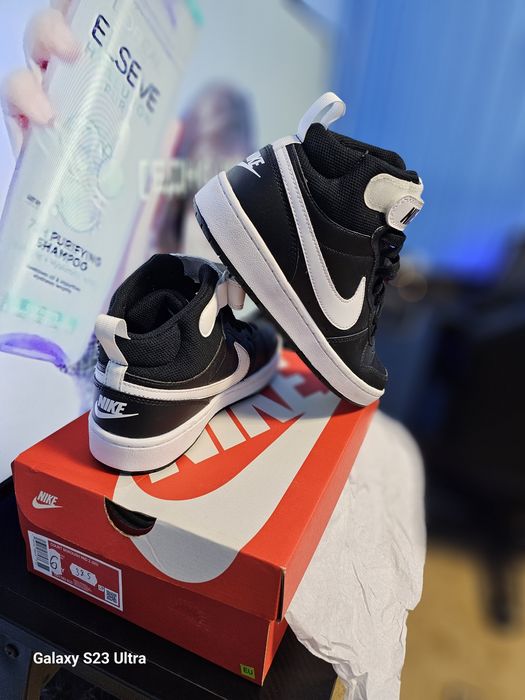 Обувки на nike размер 38,5