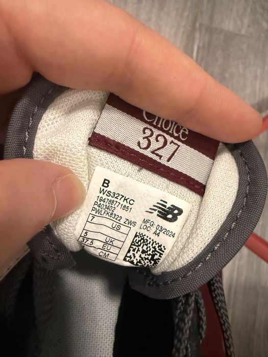 Adidasi new balance 327