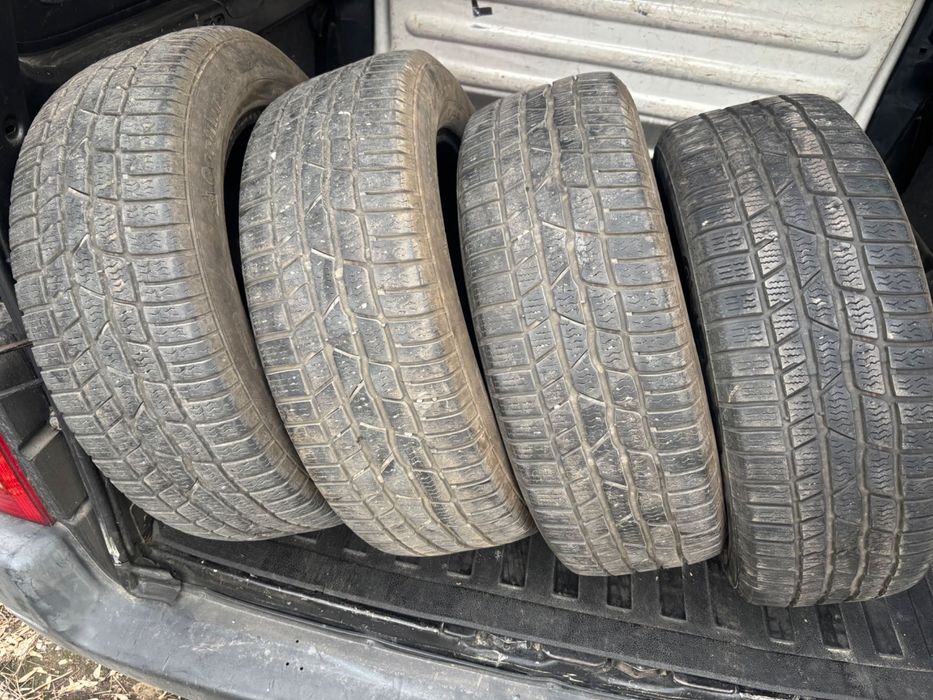 Зимни гуми 205/60/16.