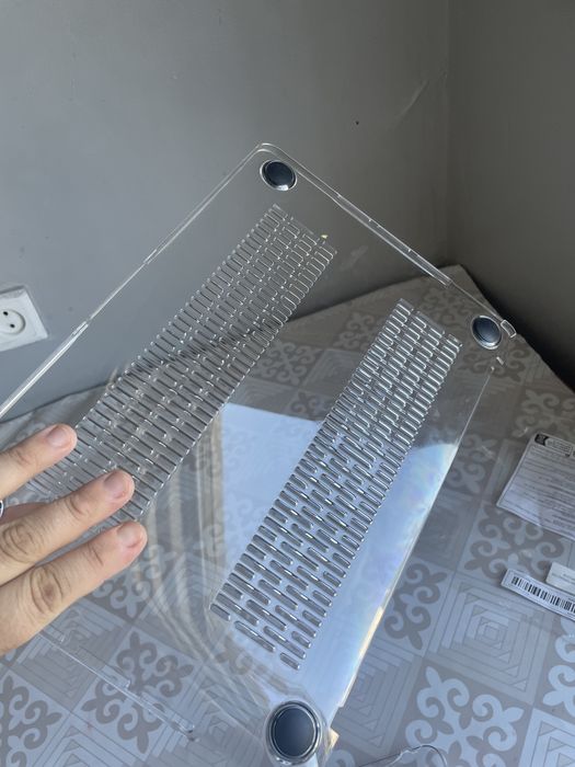 Продам чехол и сумку для macbook