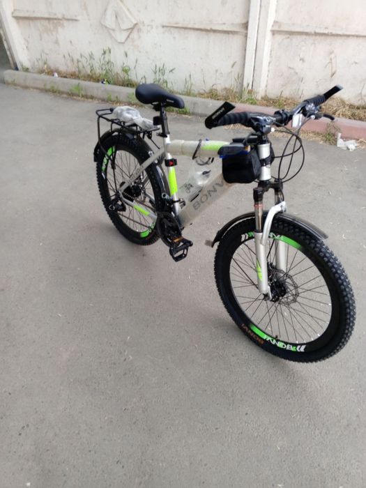 Bonvi velosipedi sotiladi srochna haydalgan lekin yangiday kop haydalm