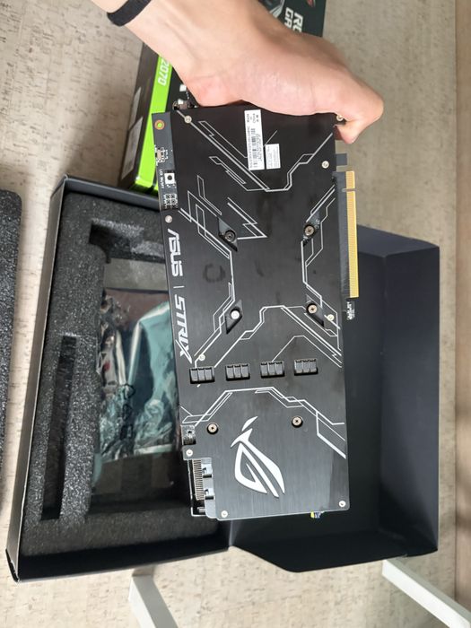 ASUS ROG Strix GeForce RTX 2070 OC