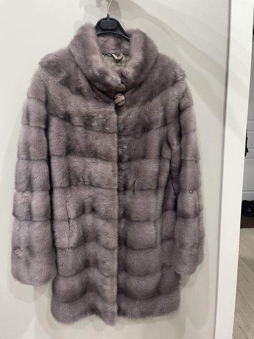 Продам норкавую шубу