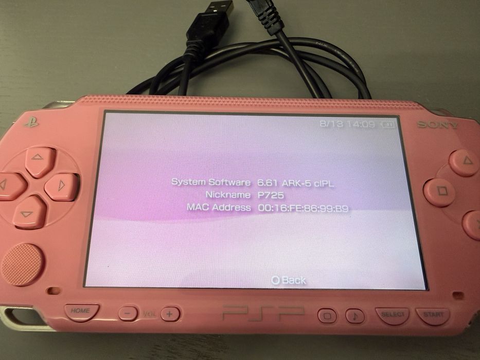 Sony Playstation Portabil PSP 1000 Pink Roz Modat