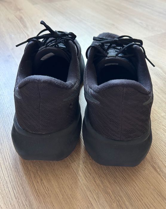 Обувки Asics versablast 4