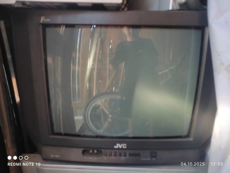 Продам 2 телевизора