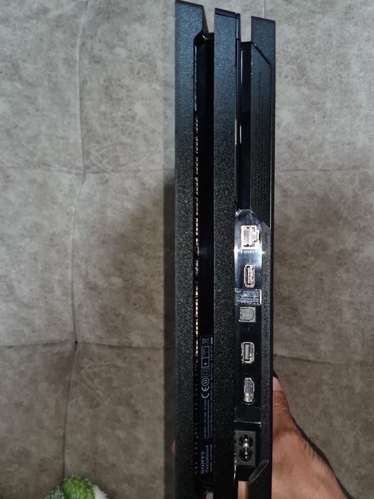 PLAYSTATION 4 PRO 1 TB | PS4 PRO 1000 GB + 2 Dualshock 4 и 2 Игры