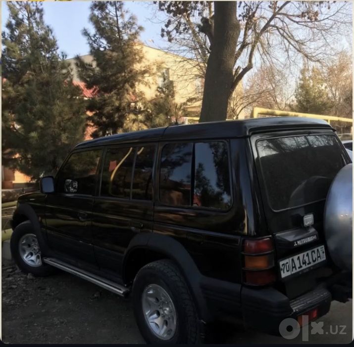 Mitsubishi pajero sotiladi 1994 yil xolati yaxwi