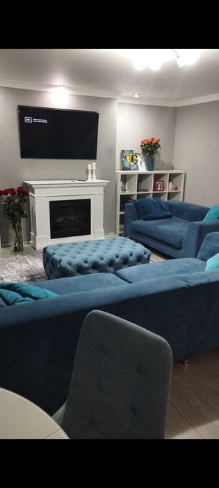 Два дивана, 3+2, с подушками