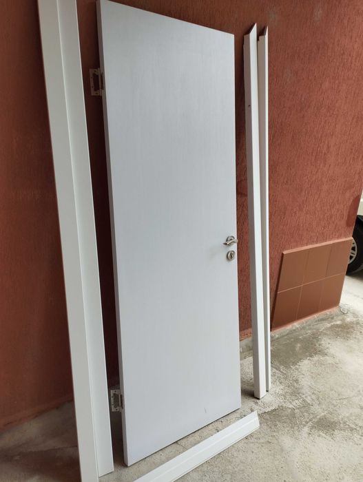 Интериорни врати