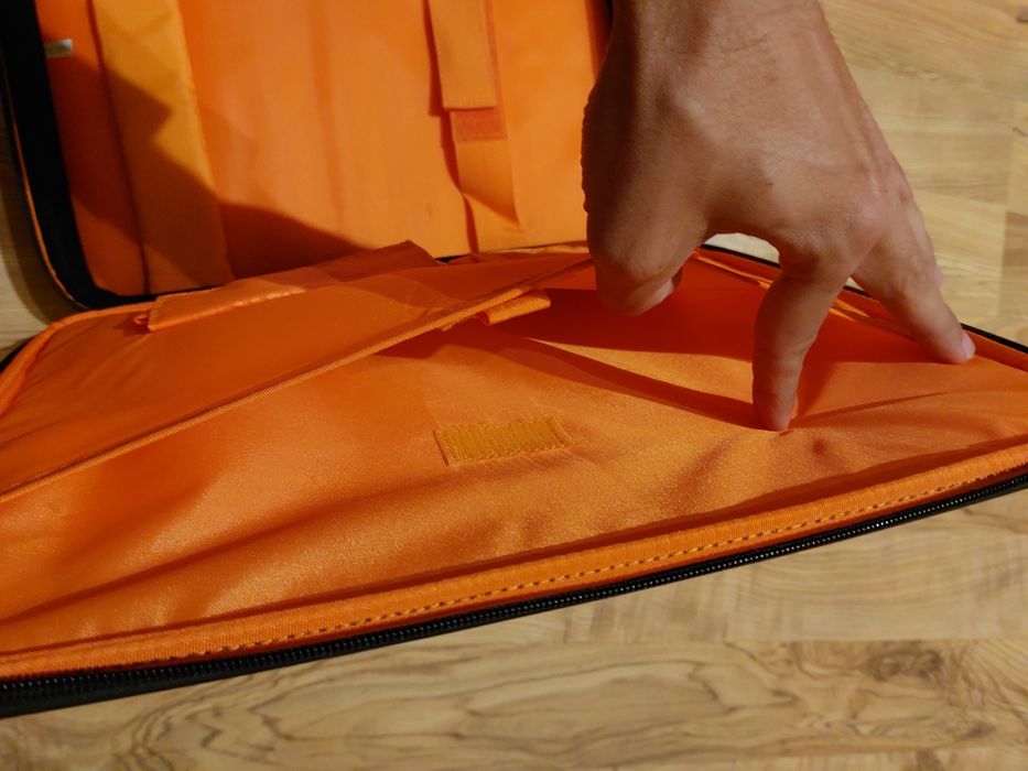 Нова чанта за лаптоп