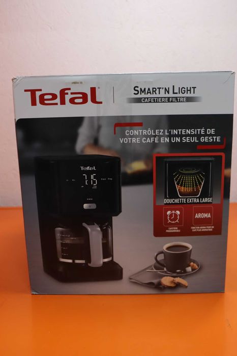 Програмируема филтърна кафемашина Tefal Smart'n Light CM600840/Черна