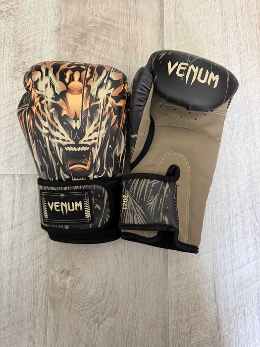 Manusi box Venum Tiger