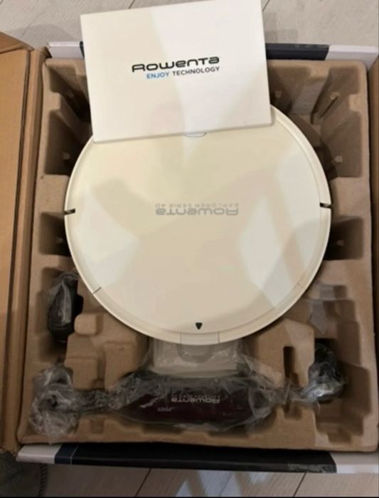 Aspirator robot rowenta explorer serie 40 animal kit pret