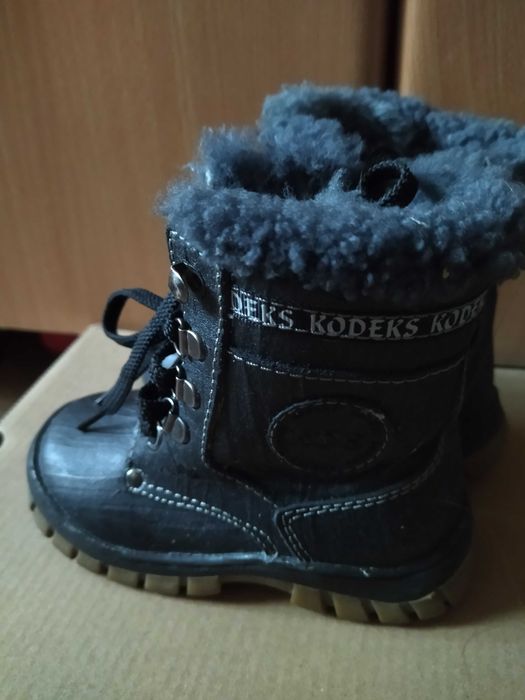 Ботинки зима, размер 23