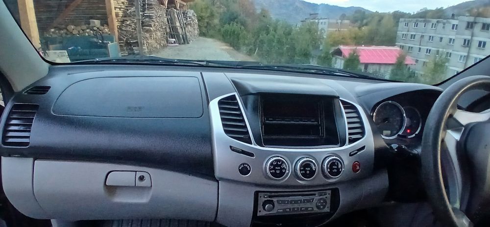 MITSUBISHI L200 2013 — imagine 5