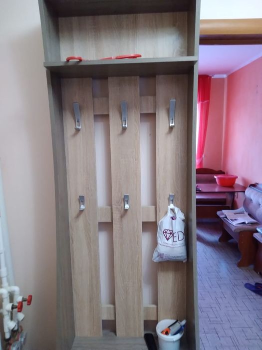 Шкафчик в прихожую