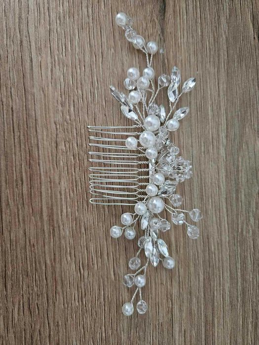 Аксесоари за коса всеки по 8лв.